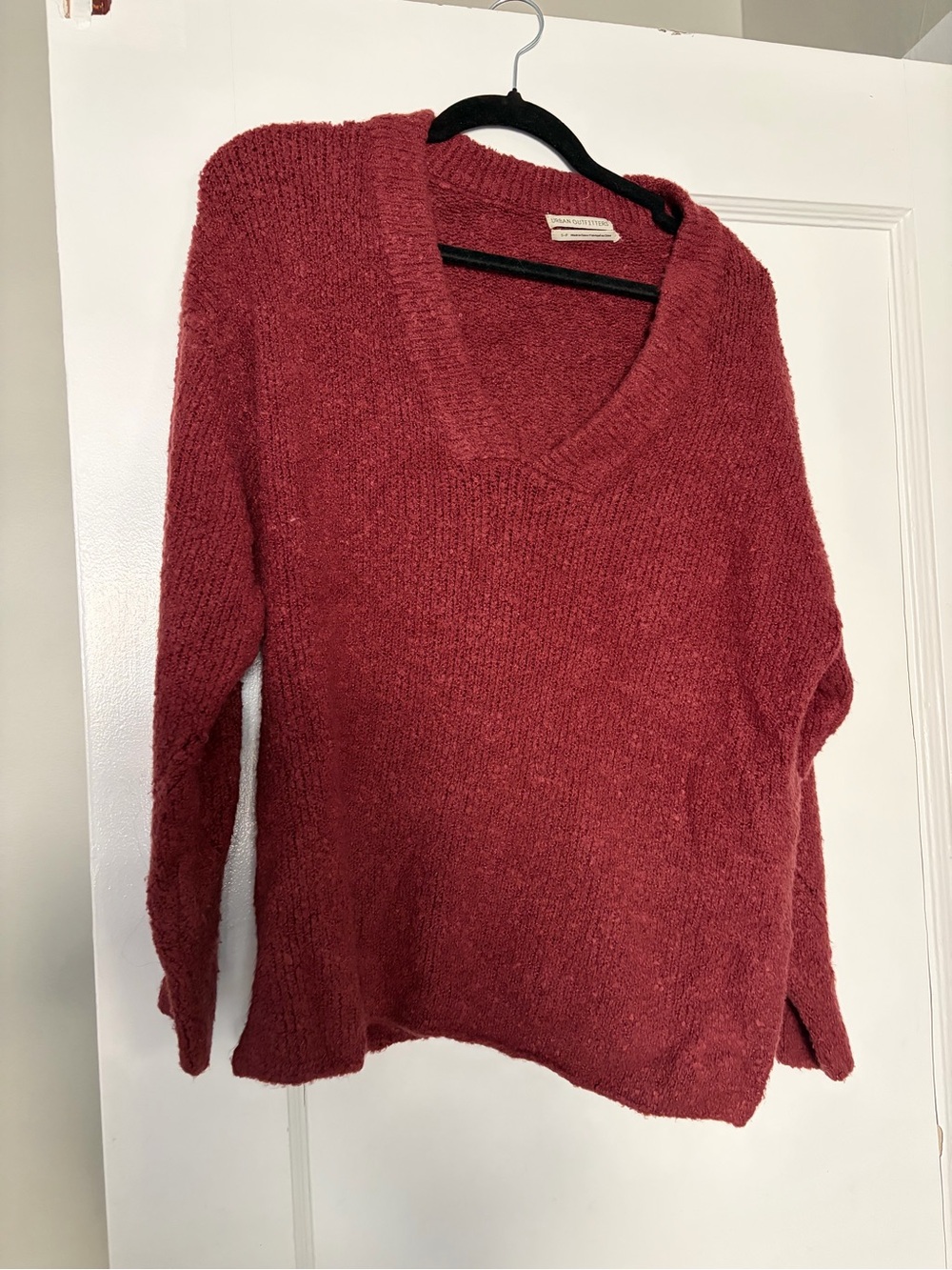 Urban Outfitters Cozy V-Neck Women's Sweater in Deep Red